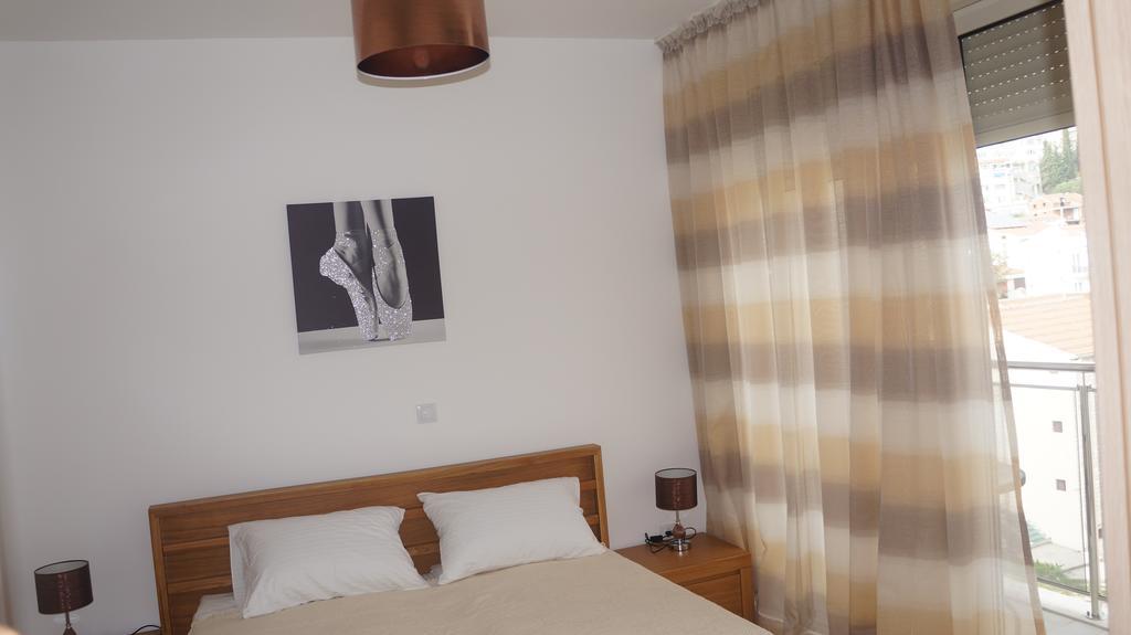 Apartments Lora Bokeljske Brigade Budva Kültér fotó